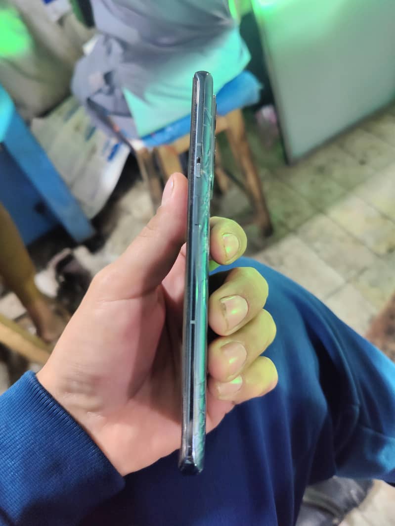 OnePlus 9 pro 12/256 0