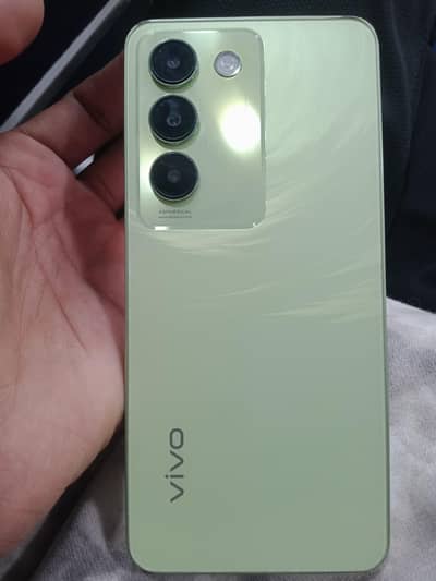 vivo y100 8+8 256 gb Read add
