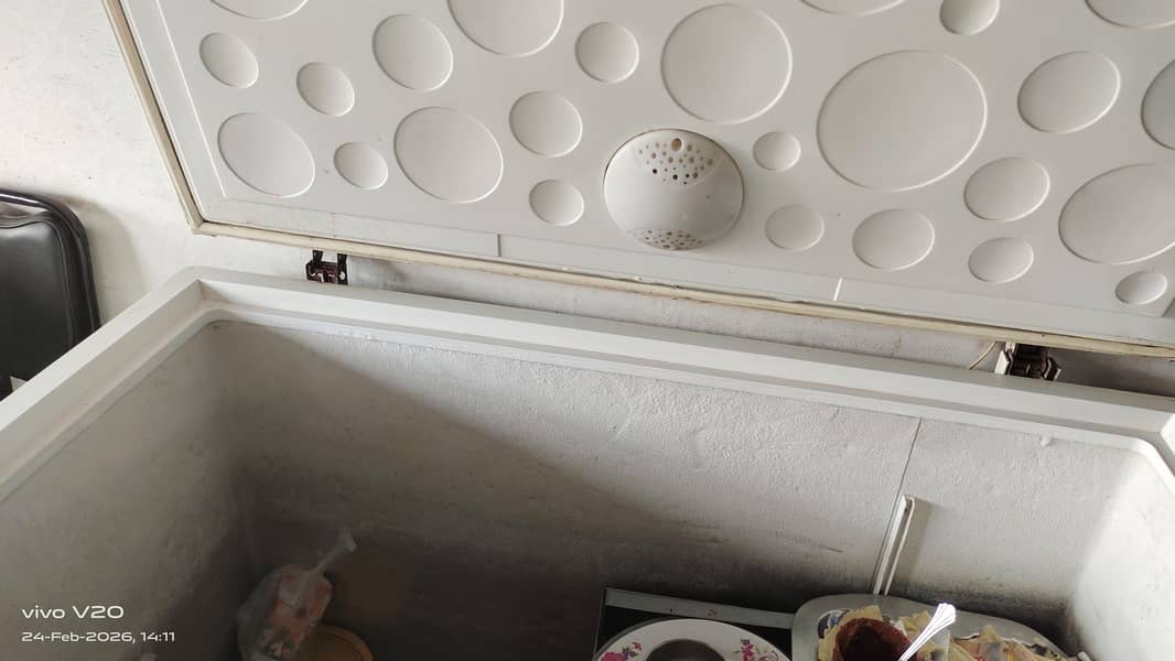 haeir deep freezer 0