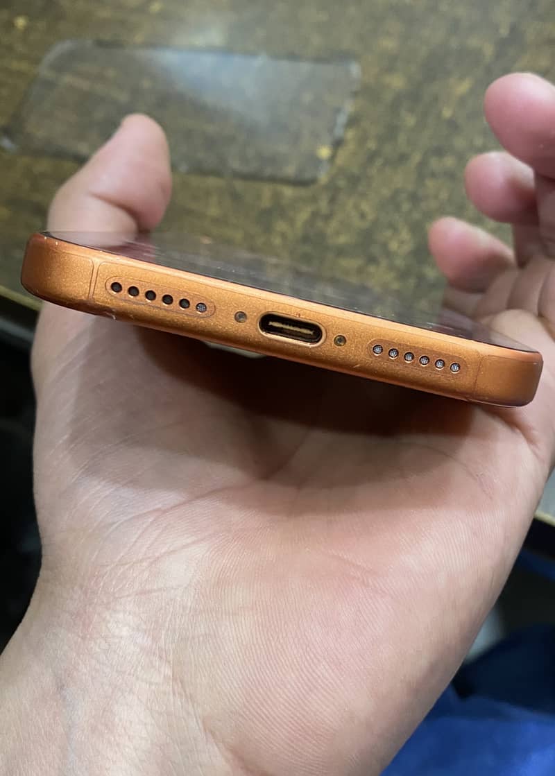 Apple iPhone 17 Pro Max 1