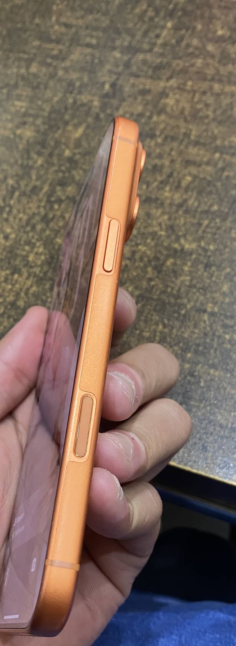 Apple iPhone 17 Pro Max 4