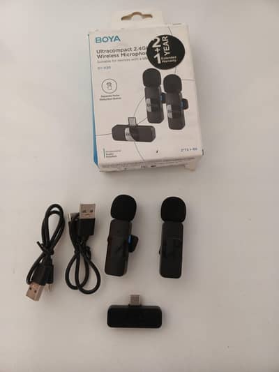 Boya By V20 microphone  for sale  3 bar use Hoye bus same new ha