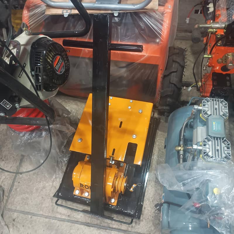 Compactor Plate Engine Driven Hyundai 2