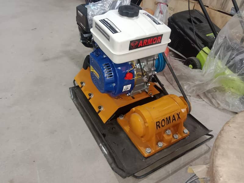 Compactor Plate Engine Driven Hyundai 5