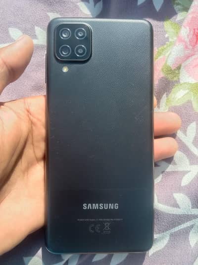 Samsung A12
