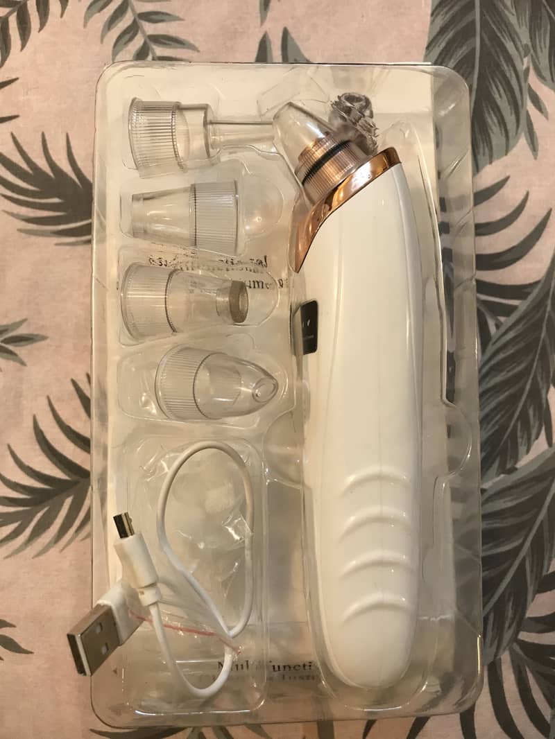 Multifunctional blackhead removal machine 2