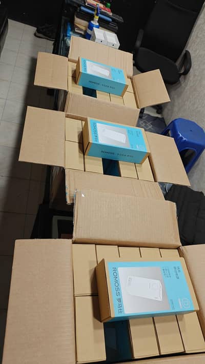 ROMOSS POWER BANK 40'000 MAH FAST CHARGE BOX PACKED 1 MONTH WARRANTY