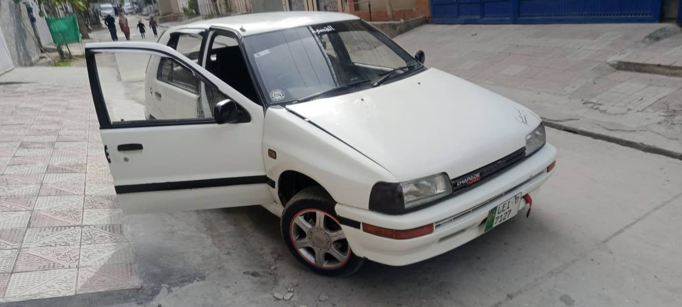 Charade automatic. 1