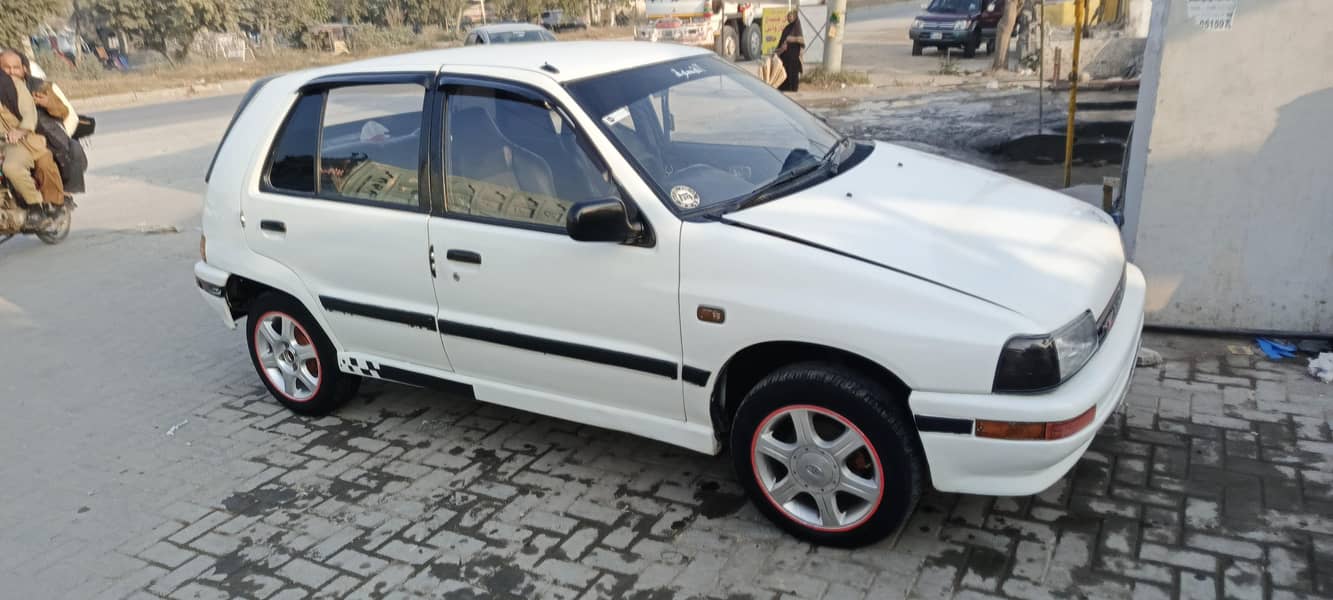 Charade automatic. 5