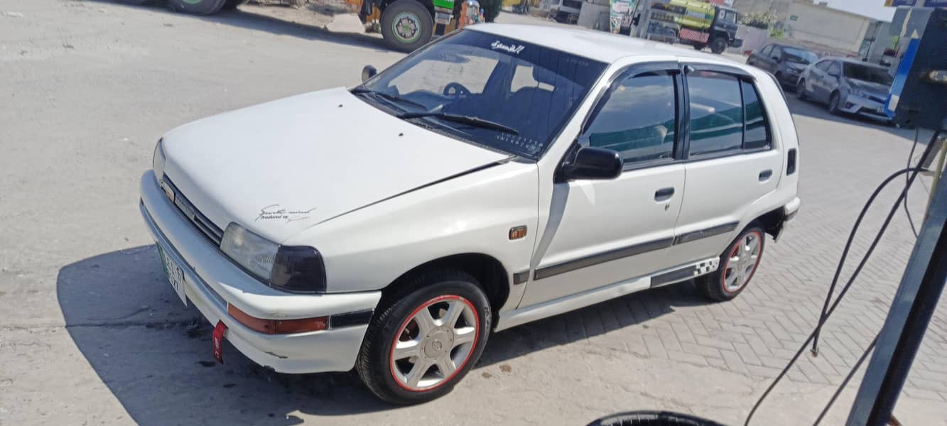 Charade automatic. 16