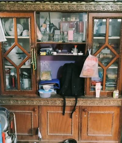 Divider. singhar mez bed