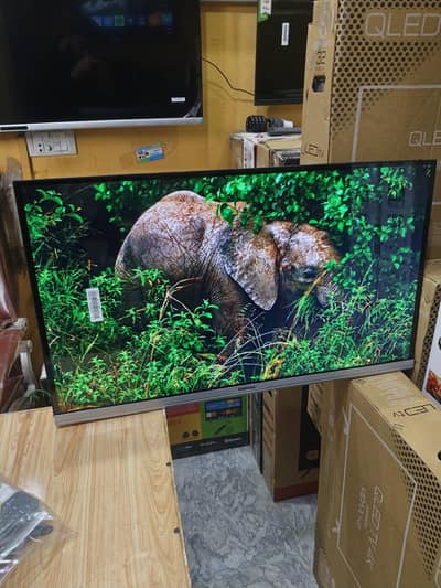 New model 32 inch Led TV WiFi Smart