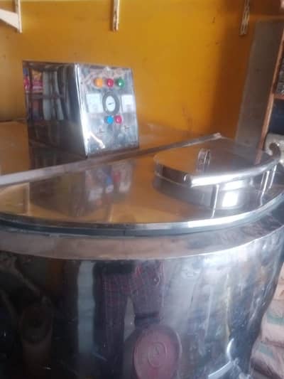 Milk chiller machine