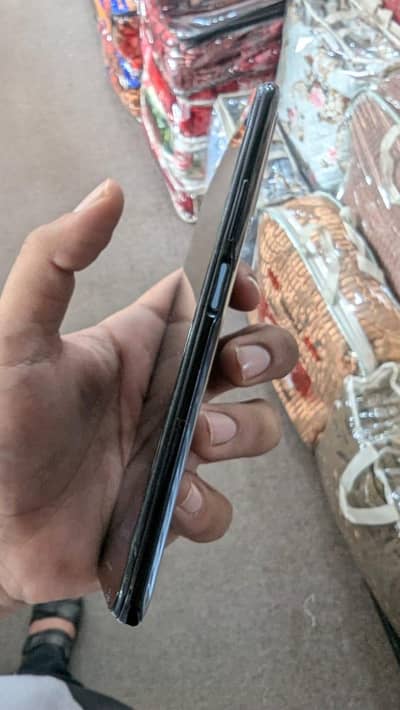 vivo y 31 4 128 sale exchange possible read add (03315154794)