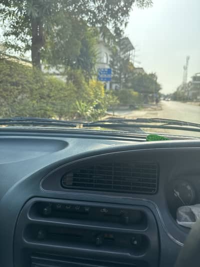 Pick nd drop service available in isb