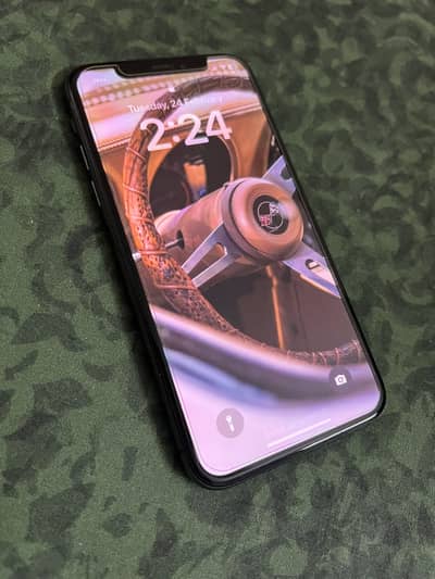 iPhone X 64 GB pta