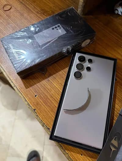 Samsung Galaxy S24 Ultra Complete Box Urgent Sale Connect Wtp No