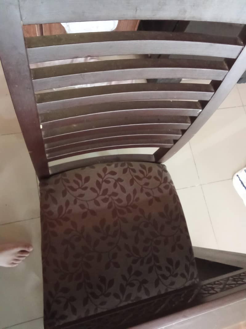 dining table set 4 seaters 3