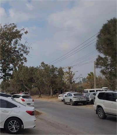 I-9 6 Kanal Plot with Good Location Best Investment Opportunity