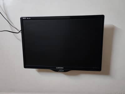 22 inch LCD tv