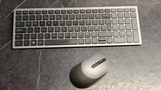 Dell Pro Plus Compact Keyboard and Mouse KM7120W