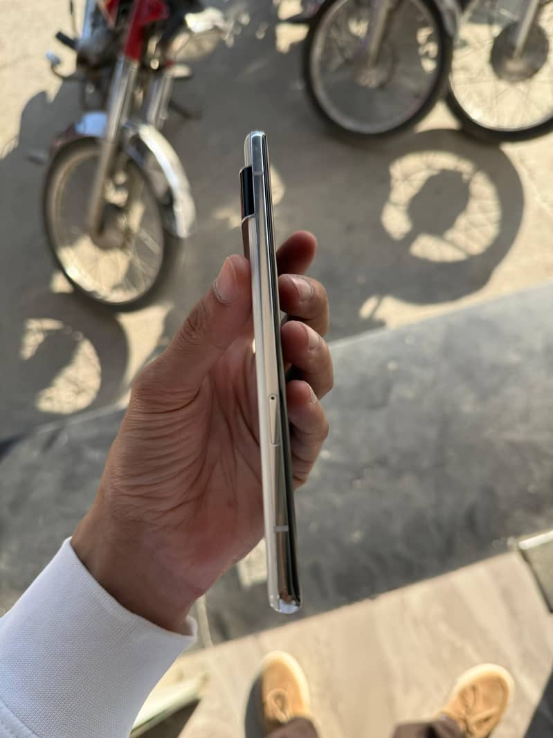 Google Pixel 6 Pro 2