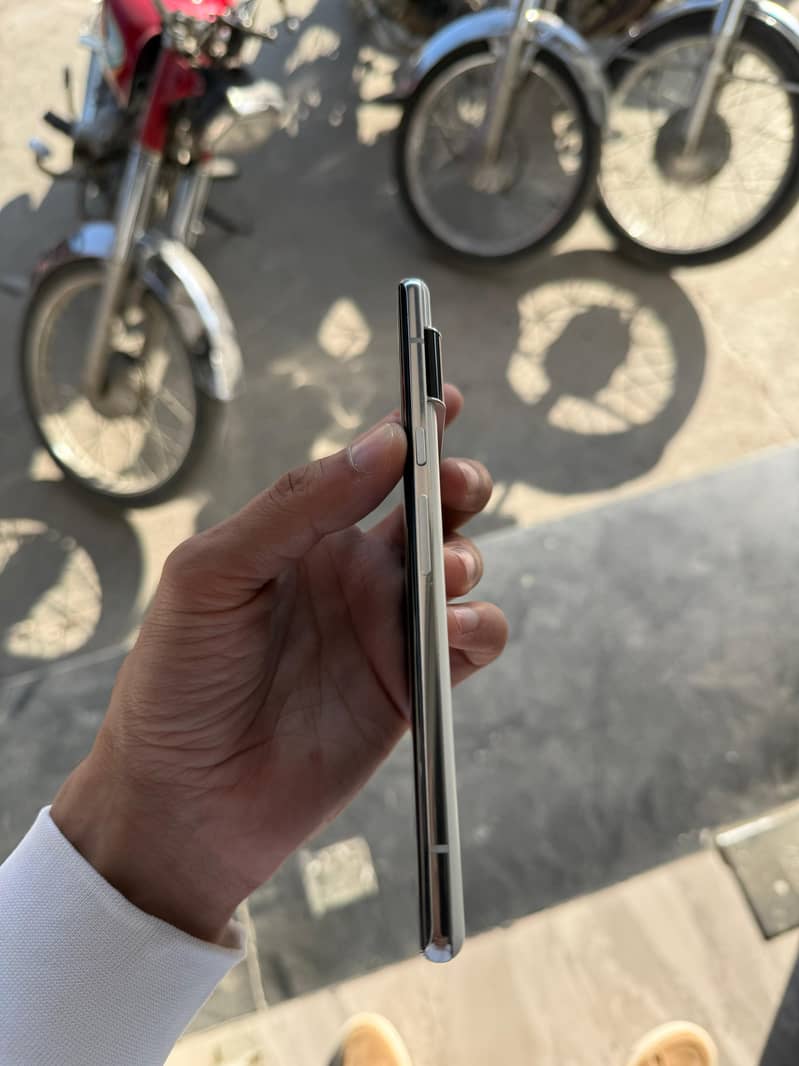 Google Pixel 6 Pro 4