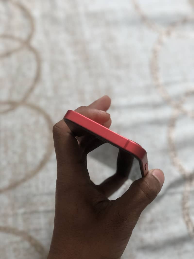 iPhone 12mini (red) 4