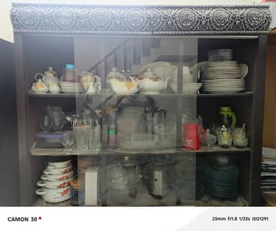 showcase in good condition for sale