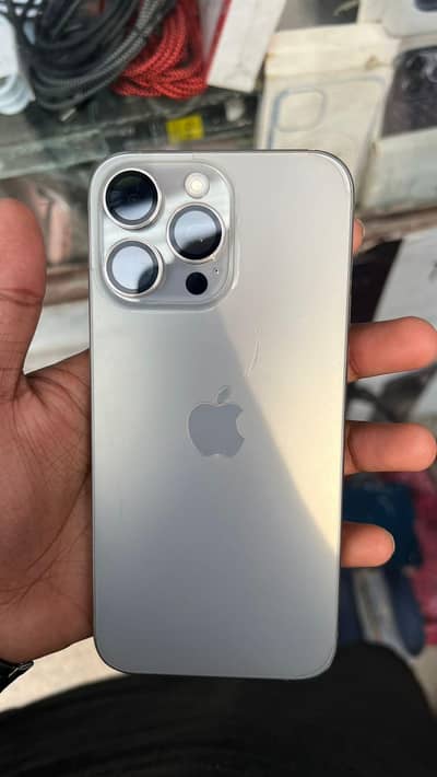 iphone 15 pro Max 256GB LLA Modelo