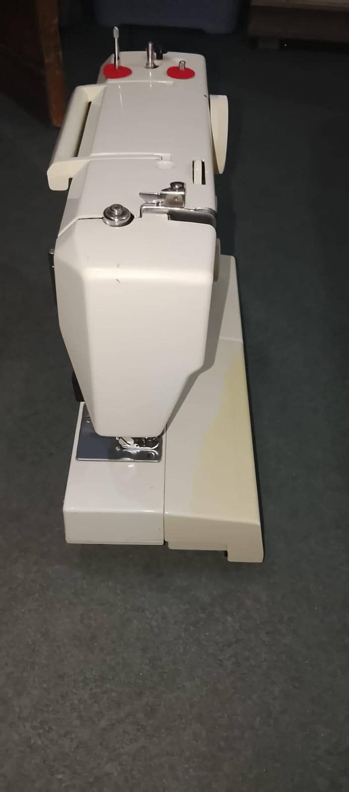 sewing machine 7