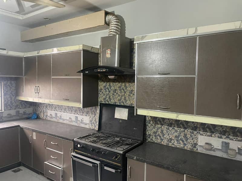 Upper Portion For Rent 3