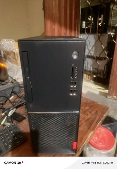 Ryzen 3 2200G tower Lenovo