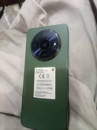 Redmi A3 10/10 4+4/64 Gb Like new under warranty