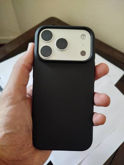 iphone 17 pro factory unlocked 256GB Silver with box 100 Health