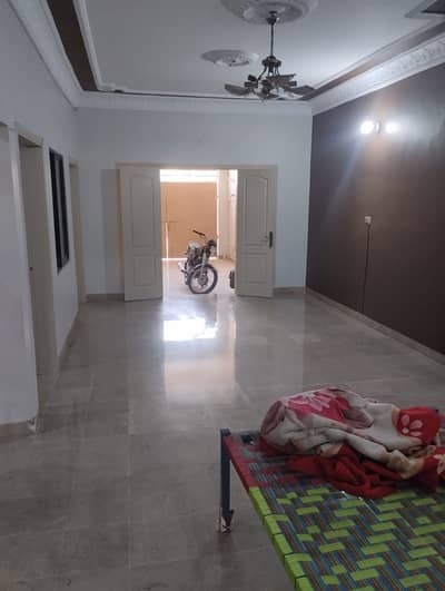 233 sqyd Ground+1 well maintained house in Block L