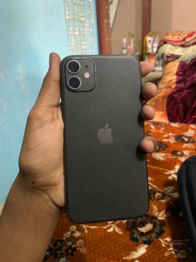 Iphone 11 factory unlock sim working life time 64 gb battery 100