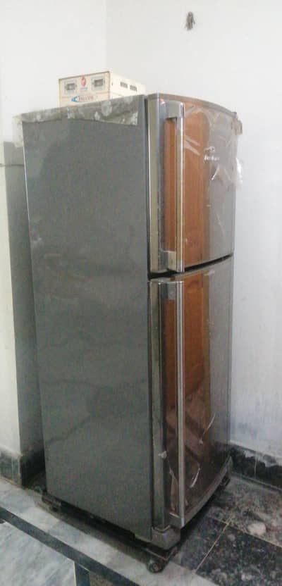 Refrigerator 36 cubic H-zone