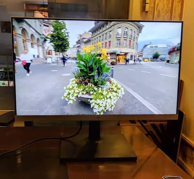 24" inch Bezelless LED Monitor for Sale