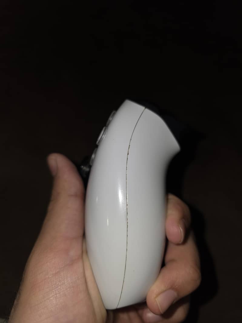 PlayStation 5 controller 3