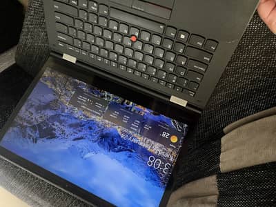 Lenovo Thinkpad X1 yoga touch with pen