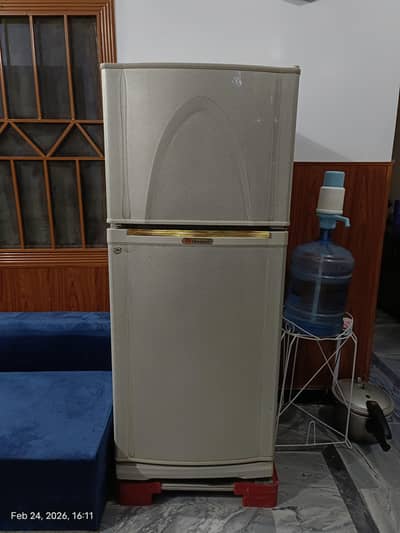 Dawlance fridge 12 cft