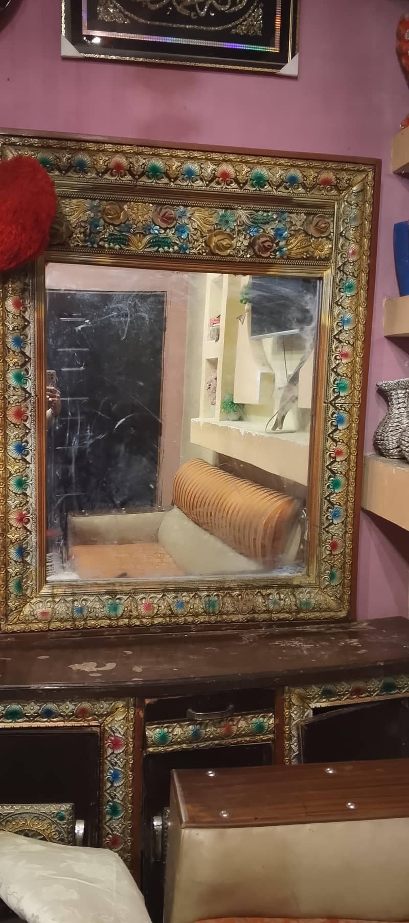 bed side table mirror showcase 2