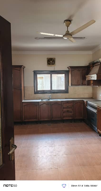 Upper Portion For Rent 4