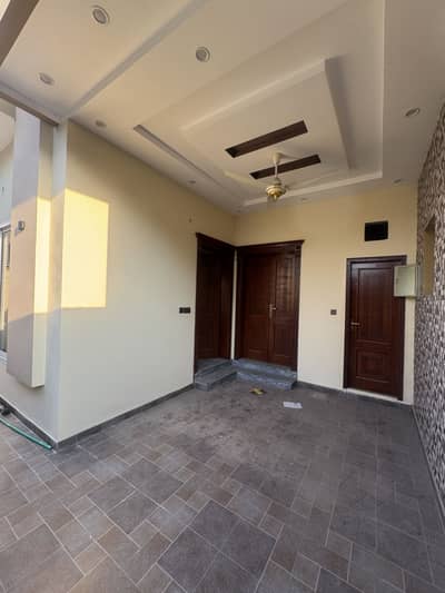 5 M Brand New House For Sale