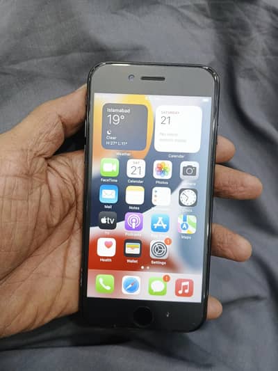 I phone 7 256gb PTA