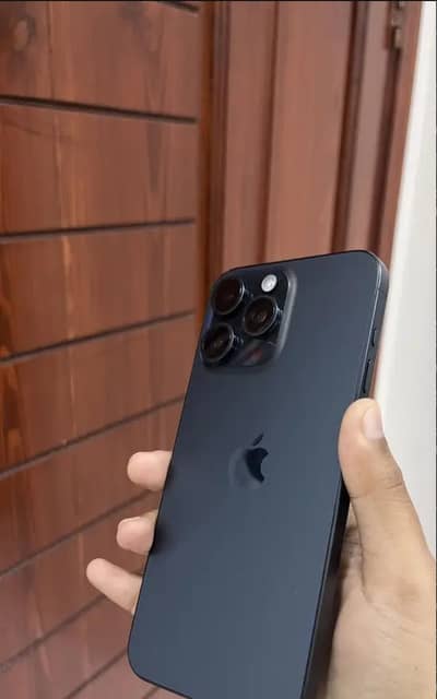 I phone15 pro max pta approved 256gb