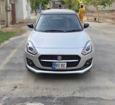 Suzuki Swift GLX CVT Two Tone