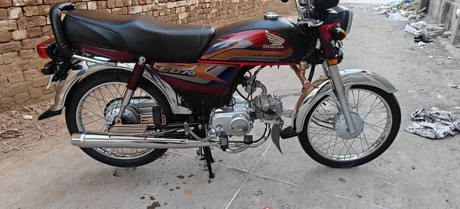 Brand New condition NUT To NUT Totally genuine only 6k km driven