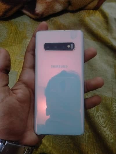 Samsung S10